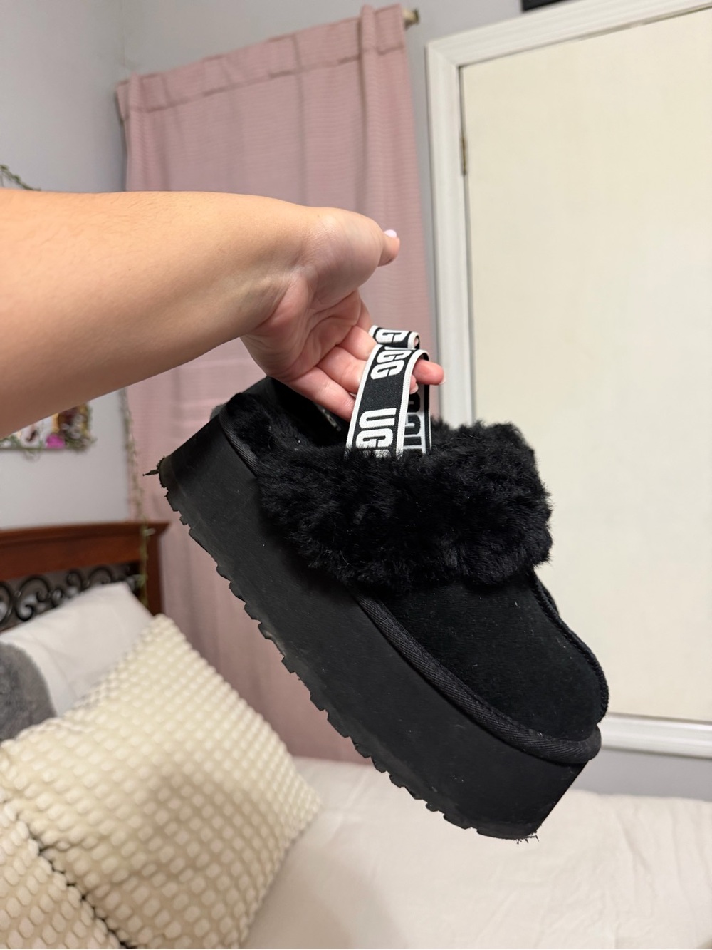 UGG Funkette Black Platform Slingback Clog - Picture 4 of 4